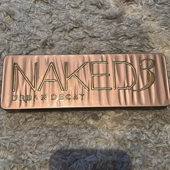 Urban Decay Naked 3 Palette - Picture 2 of 4